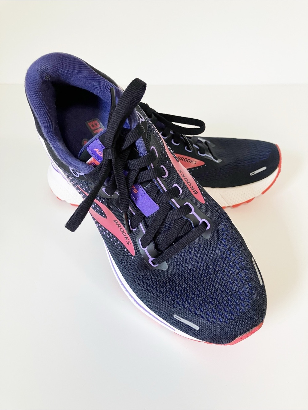 Brooks | Purple Adrenaline GTS 22 Sneakers 7.5 Athletic Gym Running Training